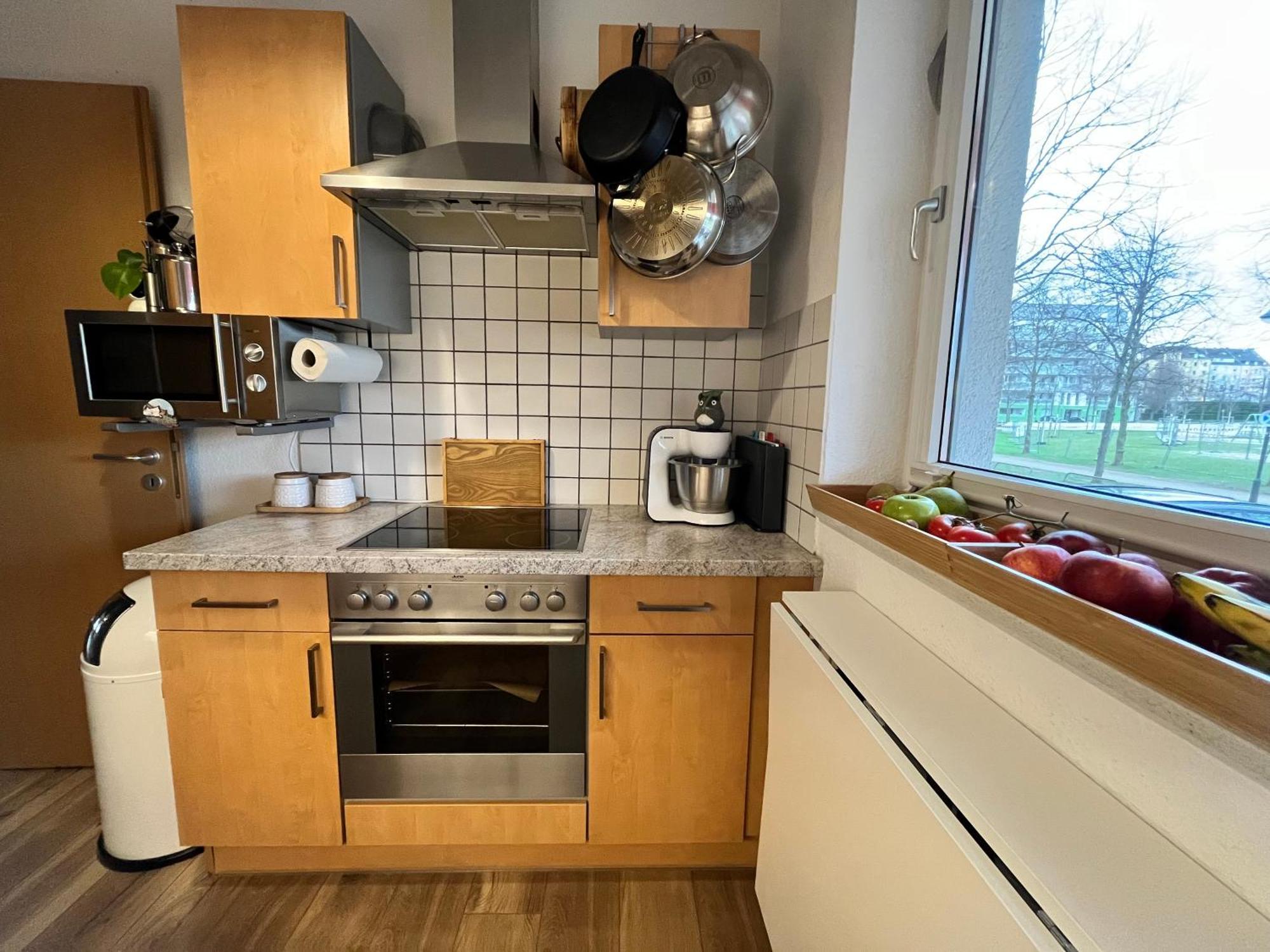 Separate Privat In Shared With 2 Cats And 1 Person Apartment